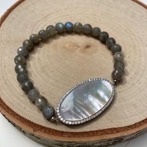 Mother of Pearl, cz & faceted labradorite stretch bracelet
